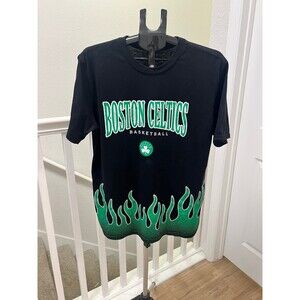 Boston Celtics NBA Green Flames T-Shirt Size Large